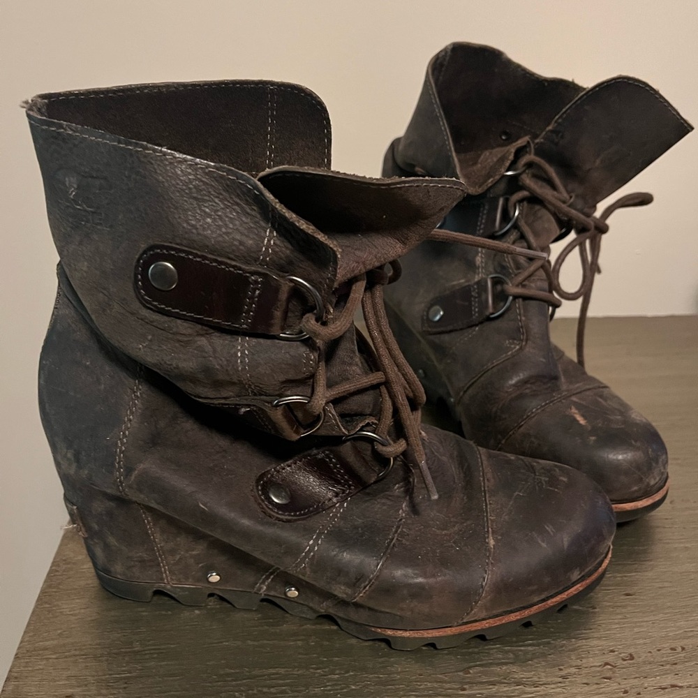 Sorel Joan of Arc Women’s Wedge Boots, Size 7